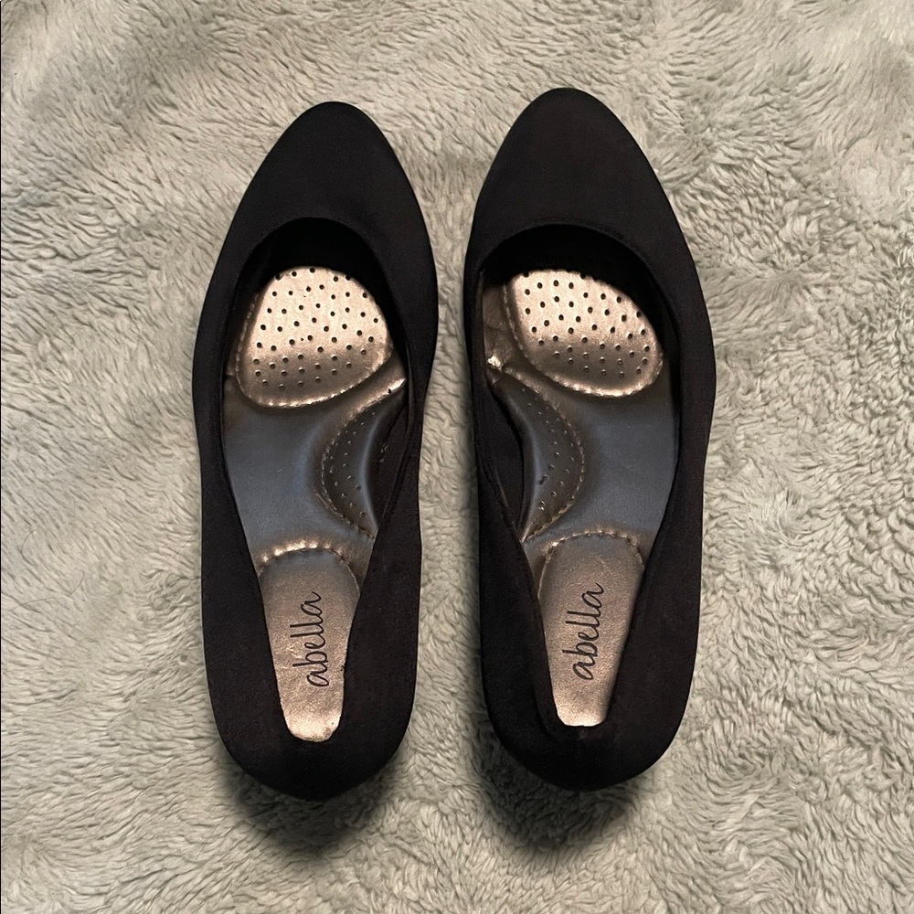 Abella Women's Elegant Black Heels